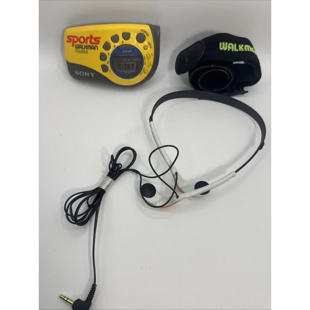 Sony Sports Walkman FM/AM Radio SRF-M78 w/ MDR-W014 White Headphones Tested